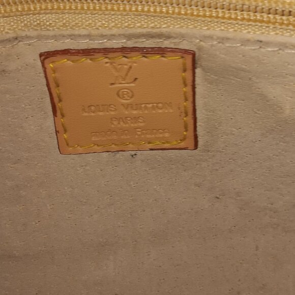 Luis Vutton Pochette - Picture 5 of 7